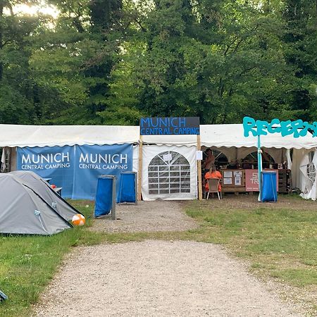 Oktoberfest On A Budget München Buitenkant foto